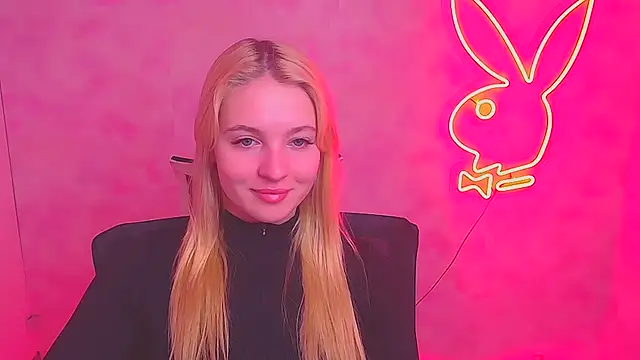 Snapshot of Milka_kiss_ chatting on 02.09.25 Milka kiss online show from 02.09.25