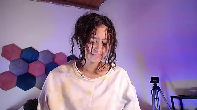 liz-beths online show from 02.06.25