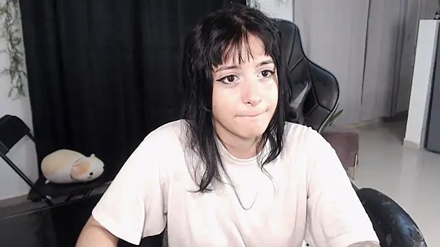 liz-beths online show from 02.03.26