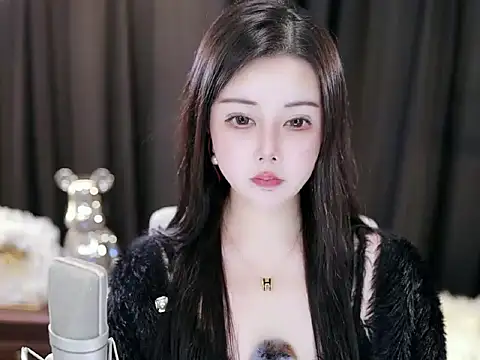 Snapshot of Qiaoqiao_ chatting on 01.07.25 Qiaoqiao online show from 01.07.25