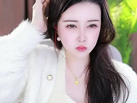 Snapshot of Qiaoqiao_ chatting on 02.02.25 Qiaoqiao online show from 02.02.25