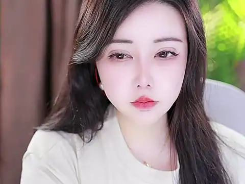 Snapshot of Qiaoqiao_ chatting on 02.04.25 Qiaoqiao online show from 02.04.25