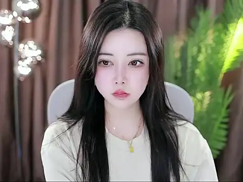 Snapshot of Qiaoqiao_ chatting on 02.28.25 Qiaoqiao online show from 02.28.25