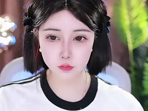 Snapshot of Qiaoqiao_ chatting on 03.22.25 Qiaoqiao online show from 03.22.25