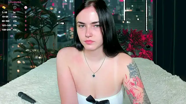 Witch Lady online show from 09.10.25