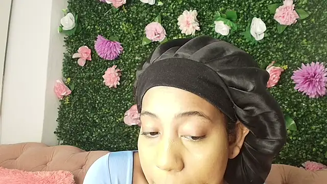 flavia cruz online show from 04.29.26