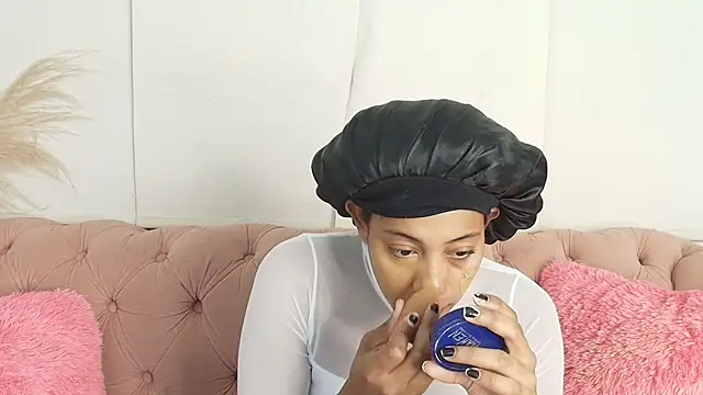 flavia cruz online show from 04.30.26