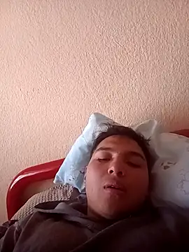 Snapshot of LoganFinds chatting on 10.11.25 LoganFinds online show from 10.11.25