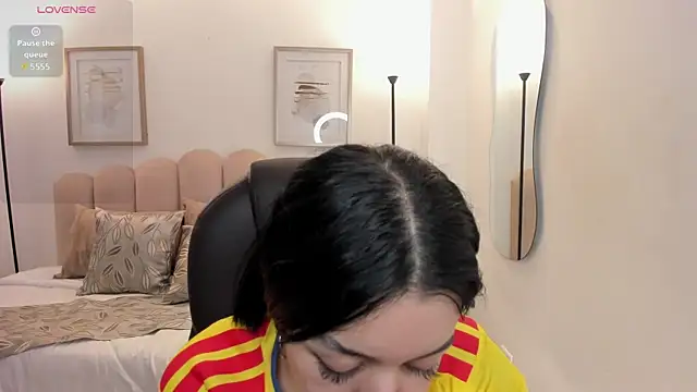 zoee jackson online show from 07.07.26