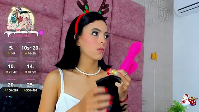 LilitRobins online show from 12.24.24