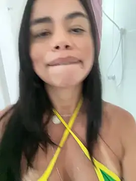 Snapshot of GrlAlice chatting on 01.27.25 GrlAlice online show from 01.27.25