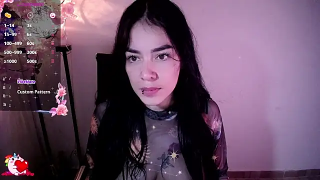 Snapshot of katty_8 chatting on 12.16.25 katty 8 online show from 12.16.25