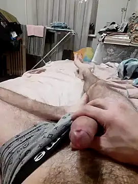 Snapshot of AndreiInsky chatting on 01.03.25 AndreiInsky online show from 01.03.25