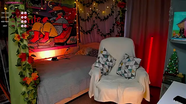 Snapshot of _Forest_Lina_ chatting on 01.13.25 Forest Lina online show from 01.13.25