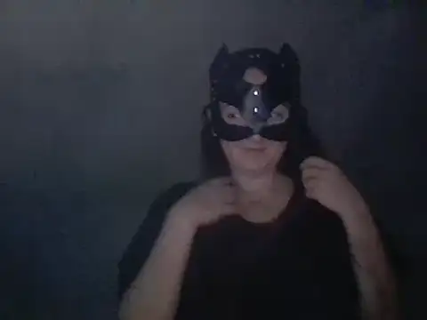 Snapshot of MaxWellas6 chatting on 12.16.25 MaxWellas6 online show from 12.16.25