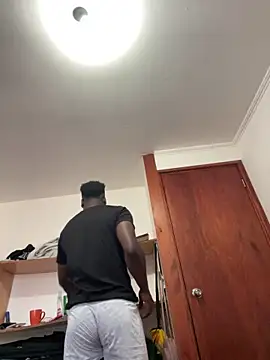 Andricastro online show from 03.13.25