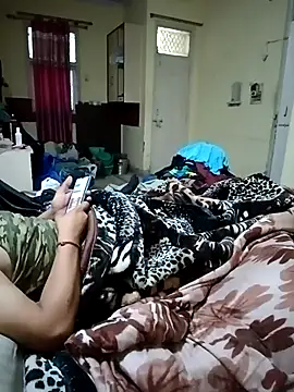 Snapshot of Spgaarya chatting on 03.24.26 Spgaarya online show from 03.24.26