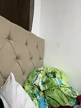 Snapshot of palomamoraid chatting on 03.13.25 palomamoraid online show from 03.13.25