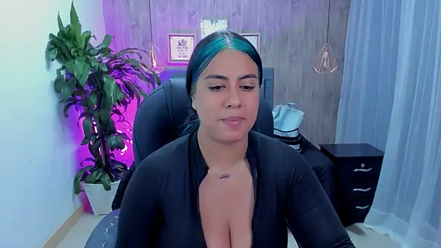 Xisu  online show from 12.12.24