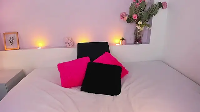 AmyBarton02 online show from 12.19.24