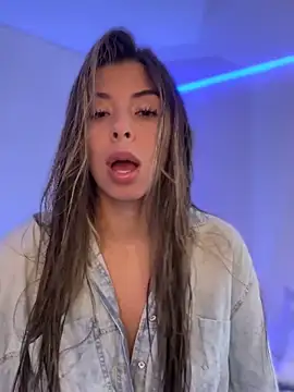 AmmyCollinsW online show from 09.16.25