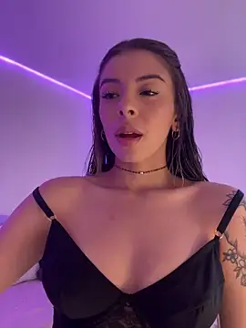 AmmyCollinsW online show from 06.11.26