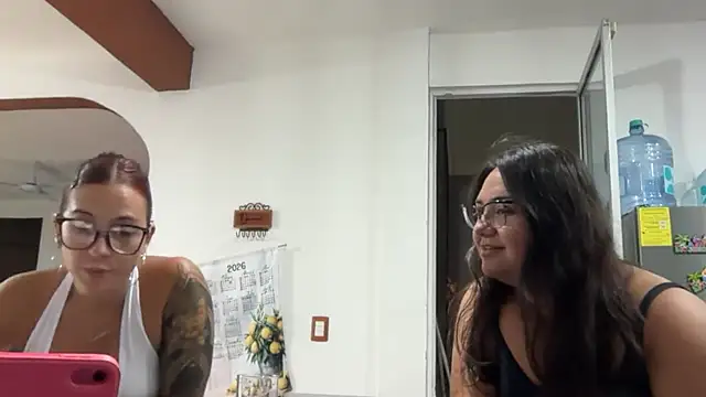 pili placer online show from 04.13.26