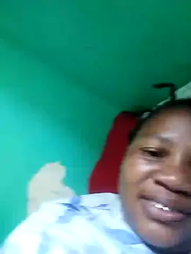 Snapshot of Bustyslave48 chatting on 12.12.24 Bustyslave48 online show from 12.12.24