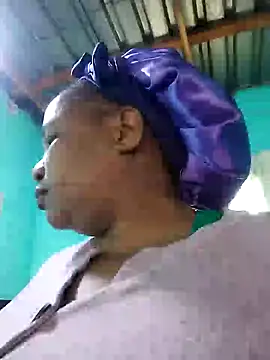 Snapshot of Bustyslave48 chatting on 09.10.25 Bustyslave48 online show from 09.10.25