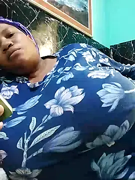 Snapshot of Bustyslave48 chatting on 09.17.25 Bustyslave48 online show from 09.17.25