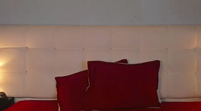 Snapshot of Cintya_Kros chatting on 03.01.25 Cintya Kros online show from 03.01.25