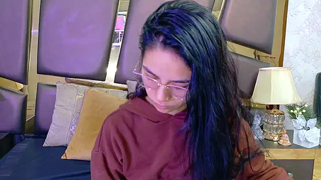 NicoleEsposito online show from 02.21.26