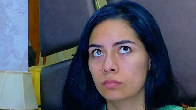 NicoleEsposito online show from 04.21.26