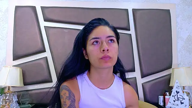 NicoleEsposito online show from 04.27.26