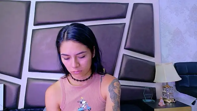 NicoleEsposito online show from 06.17.26
