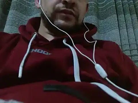 Snapshot of camiloking1720 chatting on 12.02.24 camiloking1720 online show from 12.02.24