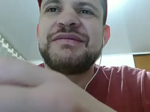 Snapshot of camiloking1720 chatting on 12.05.24 camiloking1720 online show from 12.05.24