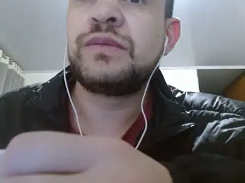 Snapshot of camiloking1720 chatting on 12.05.24 camiloking1720 online show from 12.05.24