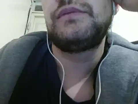 Snapshot of camiloking1720 chatting on 12.12.24 camiloking1720 online show from 12.12.24