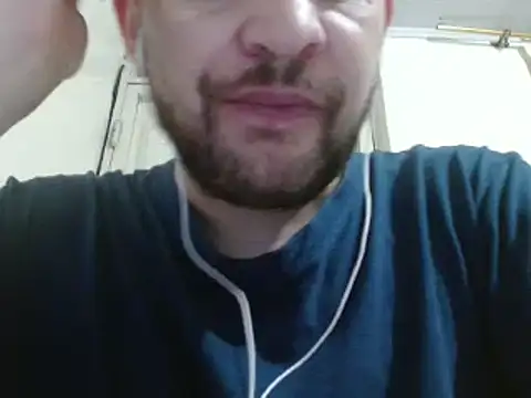 Snapshot of camiloking1720 chatting on 12.13.24 camiloking1720 online show from 12.13.24