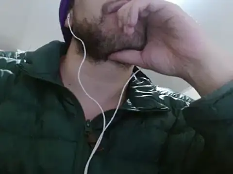 Snapshot of camiloking1720 chatting on 12.18.24 camiloking1720 online show from 12.18.24