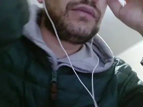 Snapshot of camiloking1720 chatting on 01.24.25 camiloking1720 online show from 01.24.25