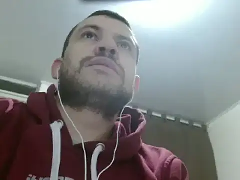 Snapshot of camiloking1720 chatting on 02.06.25 camiloking1720 online show from 02.06.25