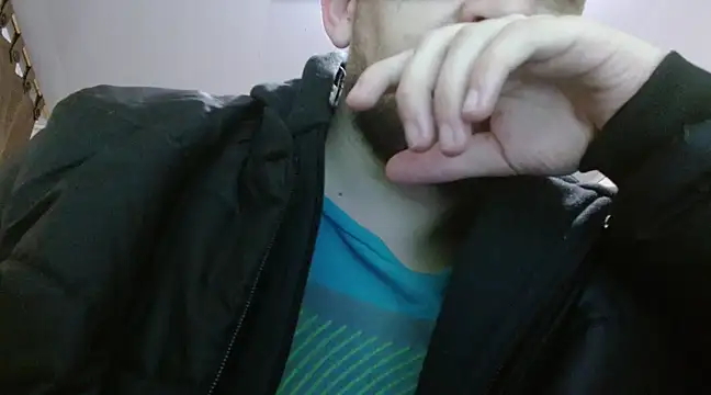 Snapshot of camiloking1720 chatting on 03.13.25 camiloking1720 online show from 03.13.25