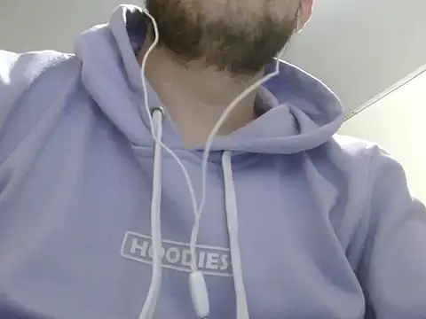 Snapshot of camiloking1720 chatting on 09.09.25 camiloking1720 online show from 09.09.25