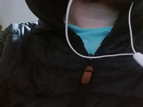 Snapshot of camiloking1720 chatting on 10.12.25 camiloking1720 online show from 10.12.25