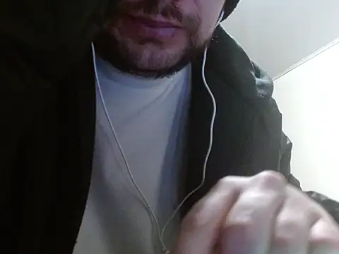 Snapshot of camiloking1720 chatting on 11.26.25 camiloking1720 online show from 11.26.25