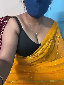 Snapshot of sajeetha chatting on 04.25.26 sajeetha online show from 04.25.26
