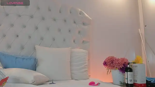 brithany rousee online show from 10.29.25