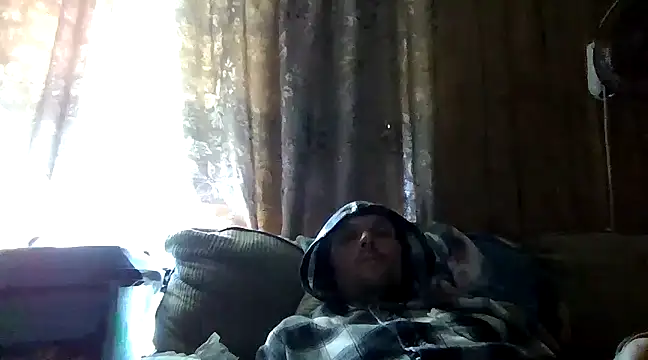 Snapshot of luke_thighwalker2469 chatting on 12.18.24 luke thighwalker2469 online show from 12.18.24